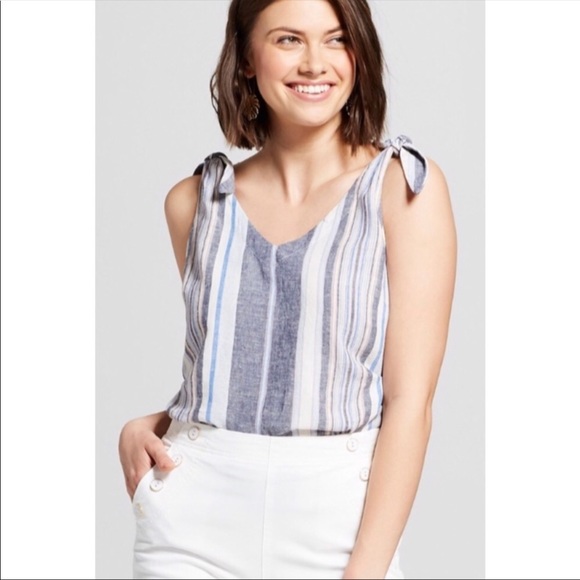 A new day -Linen top - Picture 3 of 8